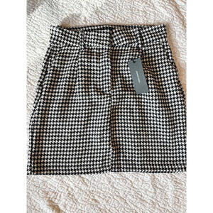 Black and White Houndstooth Pattern Women's Skirt Vero Moda Size 4 #753